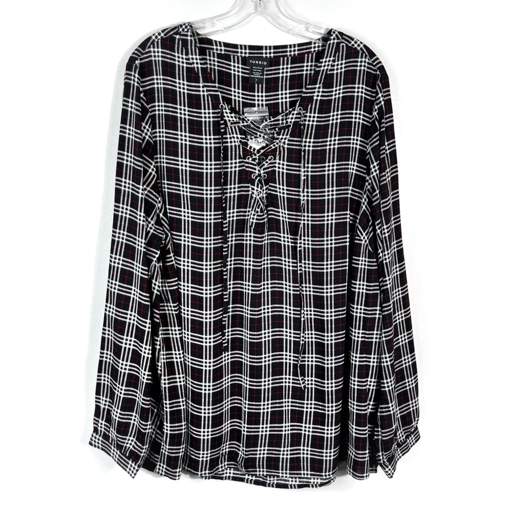 Torrid Black & Red Plaid Lace Up Long Sleeve Challis Tunic Top Blouse NWT 1X - Picture 1 of 5